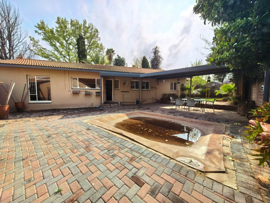 4 Bedroom Property for Sale in Sasolburg Ext 11 Free State